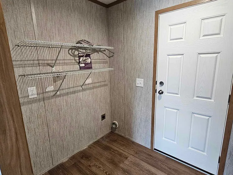 53 Parkview Dr #103 — Photo 13