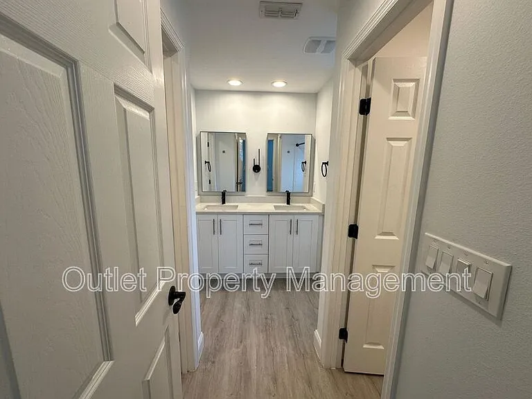 790 W Gaucho Cir — Photo 10