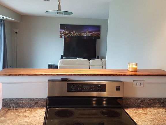 5th image of 111 S Baybrook Dr Unit 313