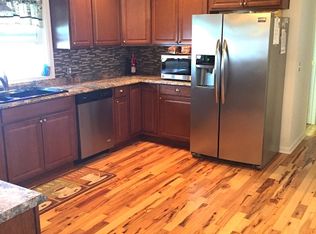 61 W Stewart St, Washington, NJ 07882