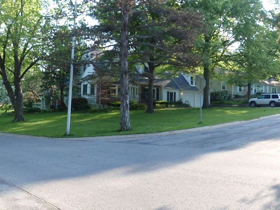 Wide angle view from corner