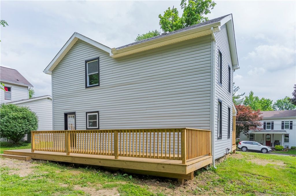 410 Washington St, Jamestown, PA - View 4