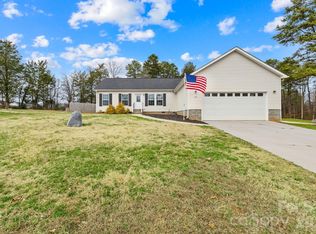 119 Country Meadows Dr, Mooresville, NC 28115