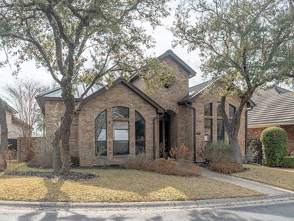 2nd image of 6 Rugby Ln