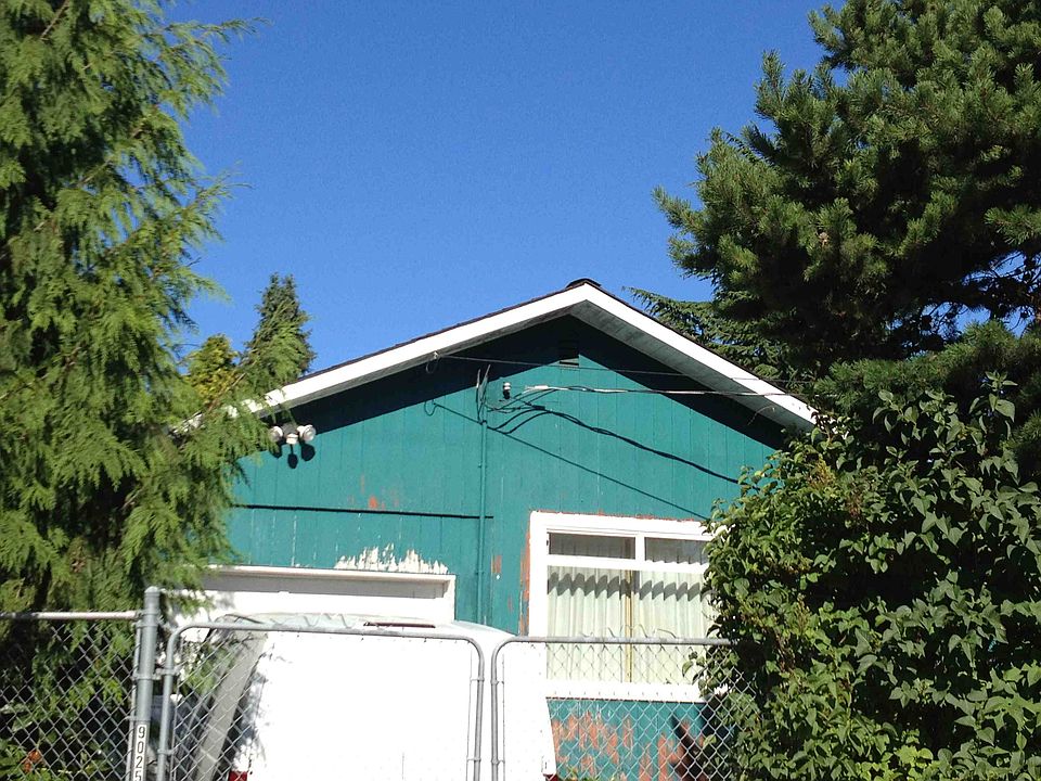 1st image of 9025 32nd Ave NE