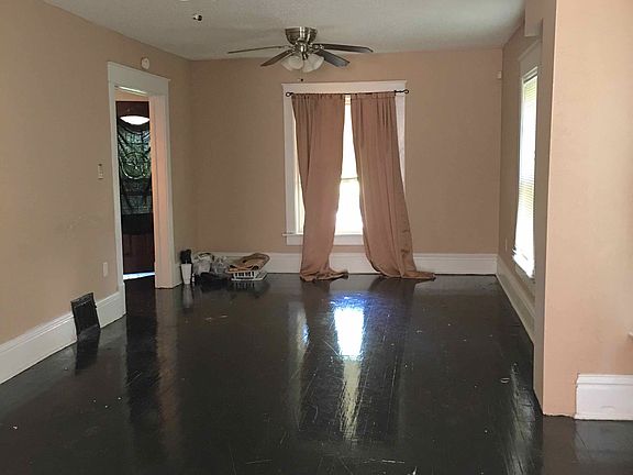 5th image of 4234 Forest Ave