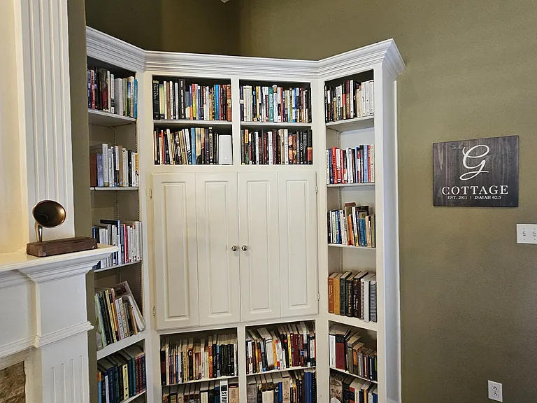 10306 York Ave — Photo 28