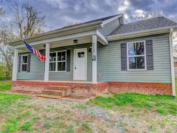 117 Hicks St, Cherryville, NC 28021