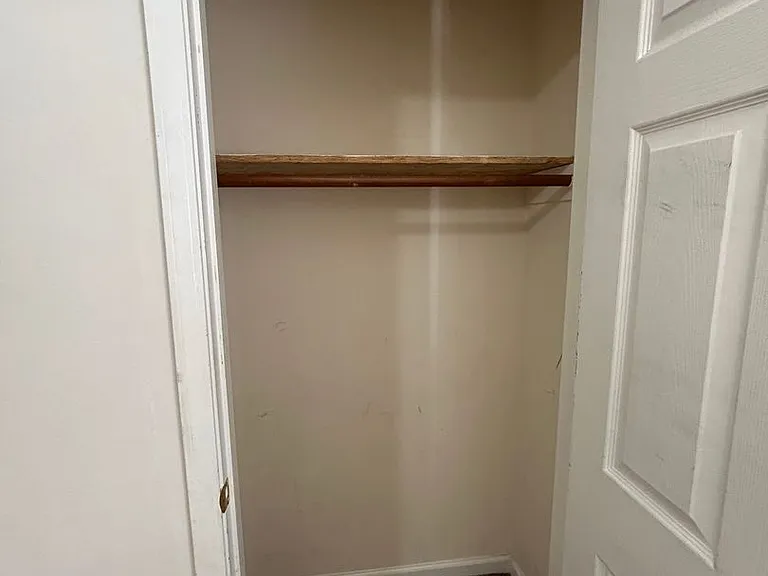 280 Apple Tree Ct #8 — Photo 7