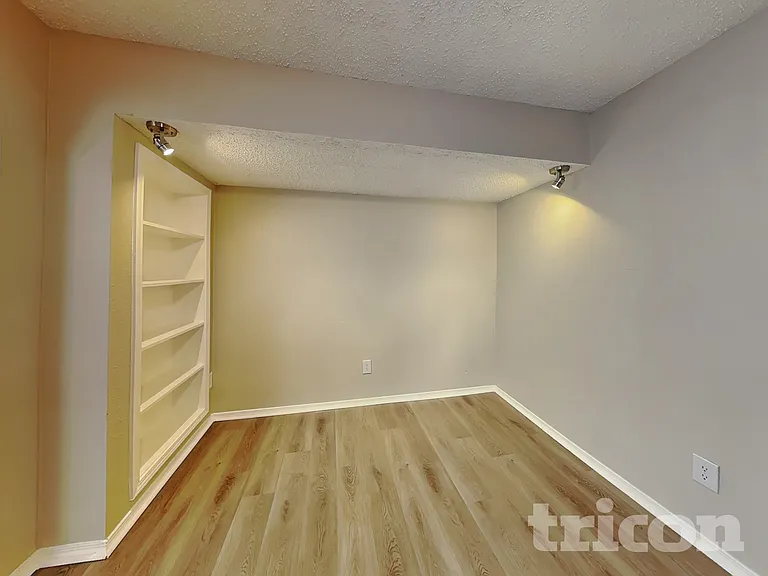 5005 Coronet Ct — Photo 12