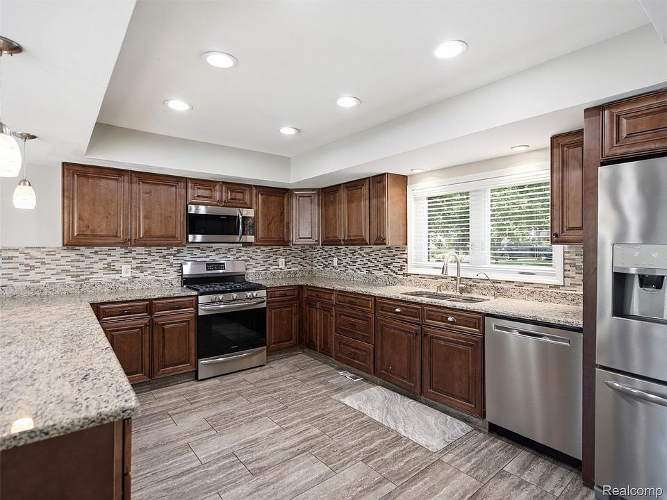 3700 Green Lake Rd, photo 21