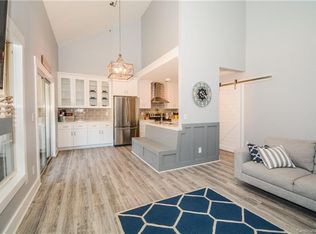 19819 Henderson Rd UNIT M, Cornelius, NC 28031