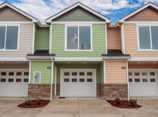 122 65th Pl, Springfield, OR 97478