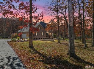 111 Wildhorse Rd, Farmington, MO 63640