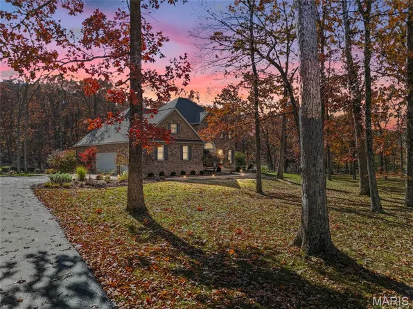 111 Wildhorse Rd, Farmington, MO 63640
