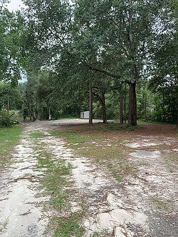 2nd image of 1108 Oak Ridge Rd West