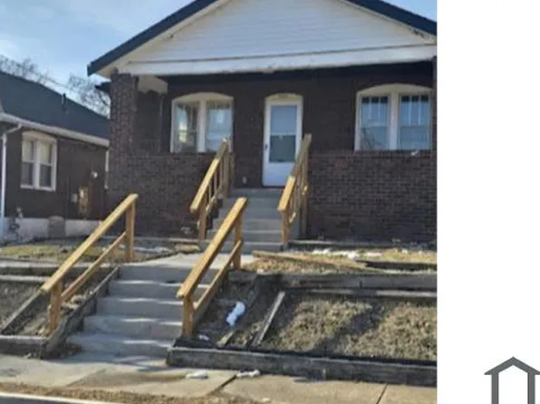 3503 West Pl, Saint Louis, MO 63121
