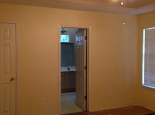 825 S Hemlock Ave, Springfield, MO 65802