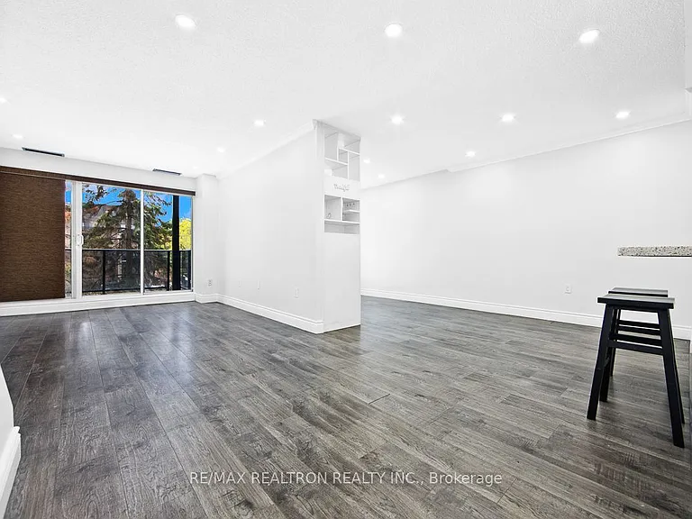 4001 Don Mills Rd #235 — Photo 4