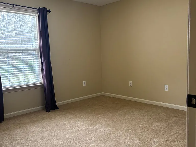 503 Pelham Square Way — Photo 15