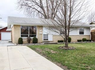 12906 W Playfield Dr, Midlothian, IL 60445