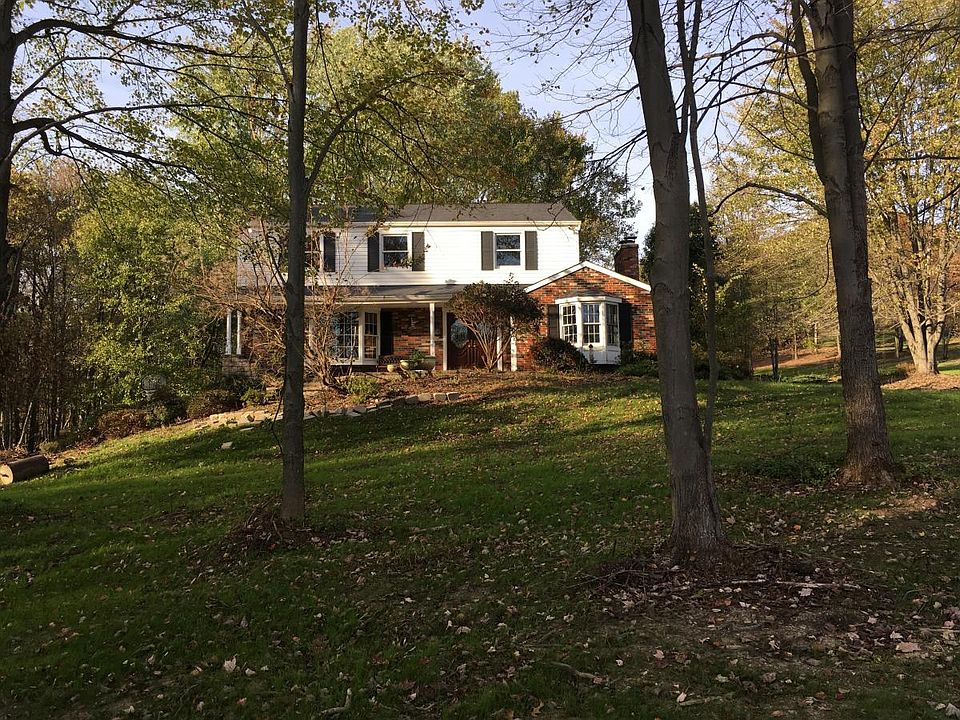 1140 Woodland Rd