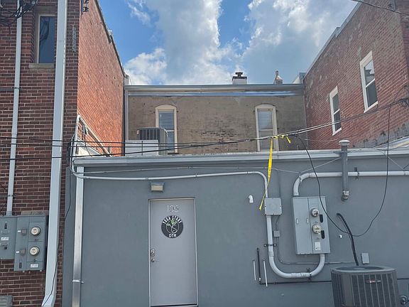 2nd image of 105 W Walnut St Floor 2