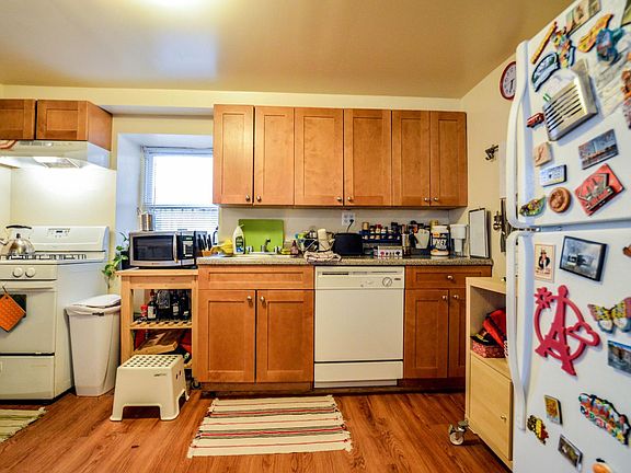 5th image of 4501 Pine St #1