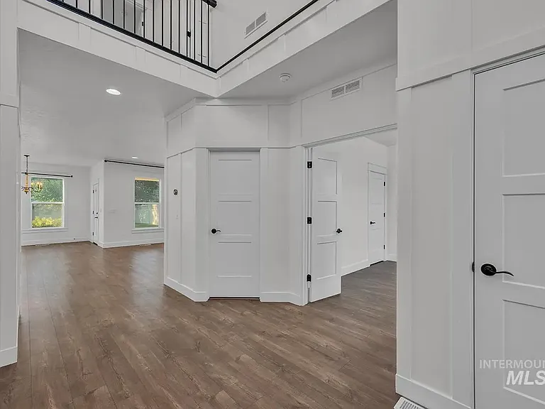 4304 W Ravenna St — Photo 4
