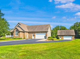 13684 W Auburn Ridge Ct, Linton, IN 47441