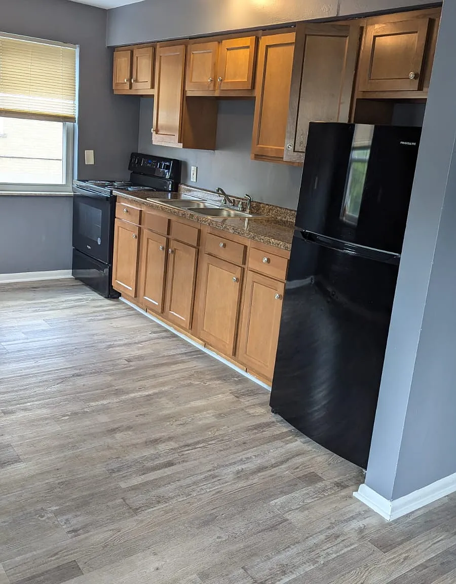 Spacious kitchen and dining area!