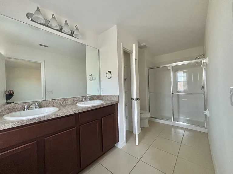 140 Primrose Dr — Photo 10