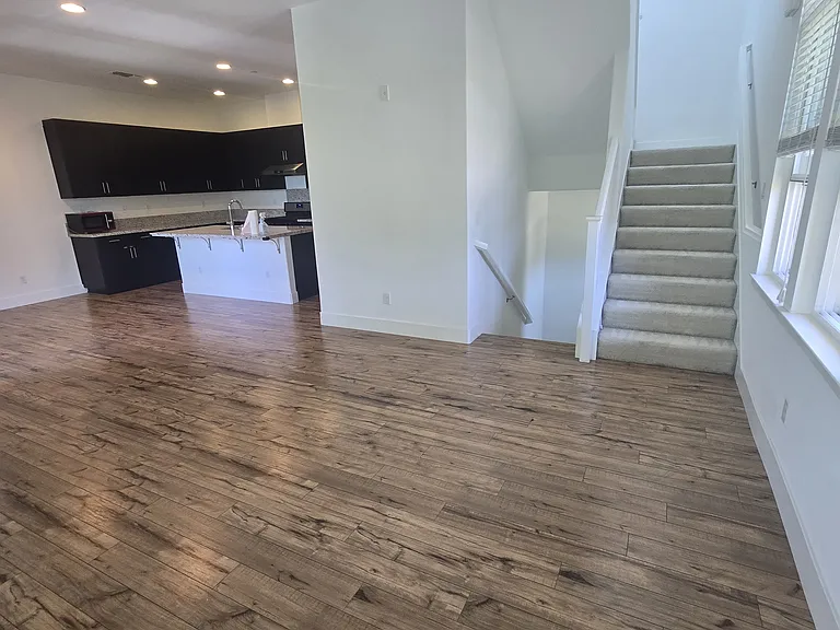 1919 Cadence Ln — Photo 15