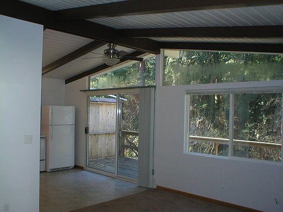 3rd image of 9838 American Ave SW APT 4