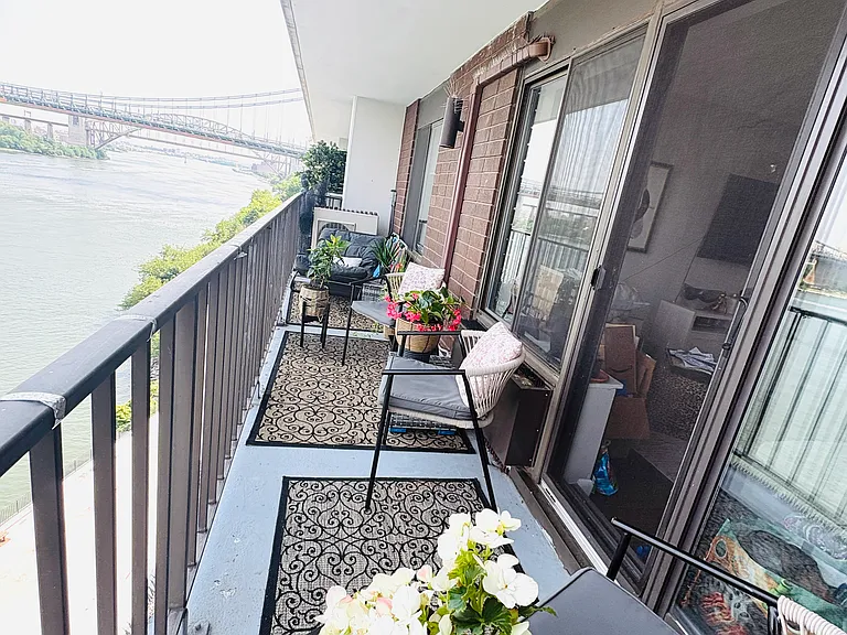 25-40 Shore Blvd #8T — Photo 15