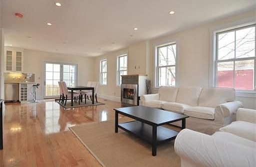 2nd image of 3 1/2 Pleasant Pl Unit 2