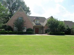 2201 Johnson Rd, Germantown, TN 38139