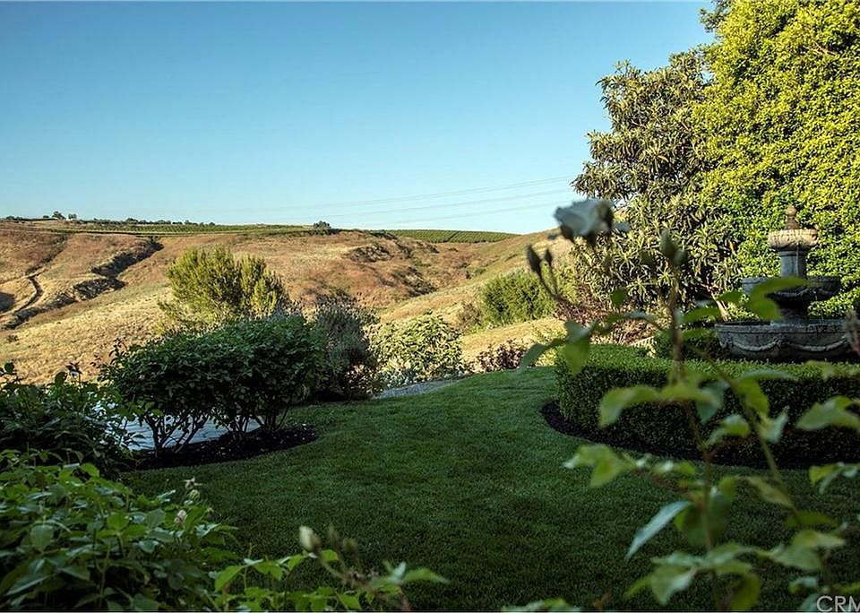 2nd image of 27922 Golden Ridge Ln