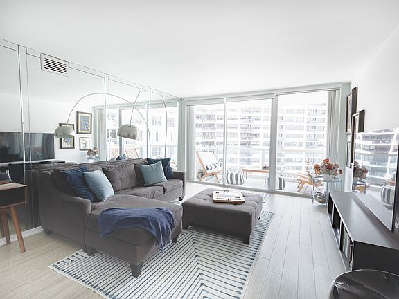 4th image of 5161 Collins Ave APT 1102