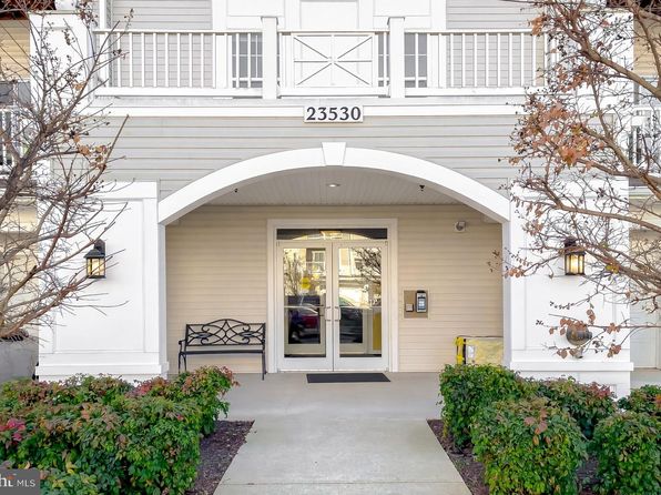 23530 F D R Blvd Unit 206