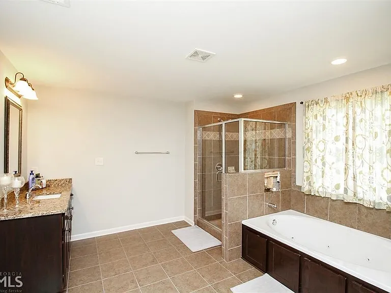 345 Cliffhaven Cir — Photo 20