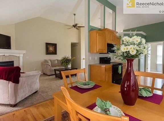 3rd image of 5808 Willis Ct