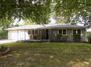 804 N 6th St, Wathena, KS 66090