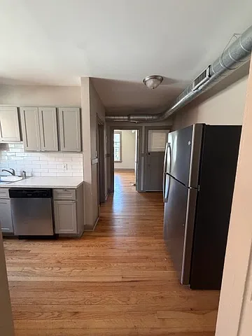5018 Pernod Ave #5018A — Photo 8