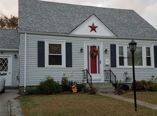 43 Palmer Ave, Riverside, RI 02915