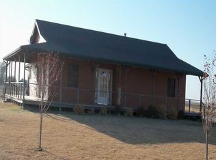 811 NE 10th Ave, Harper, KS 67058