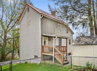 422 Holmes Way, Greensburg, PA