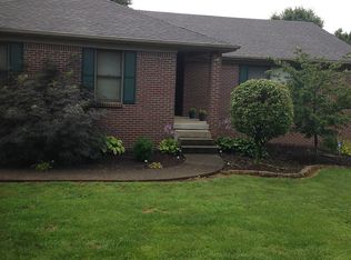 314 College Rd, Paris, KY 40361