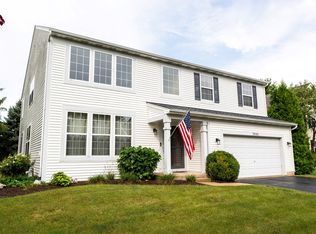3042 Shetland Ln, Montgomery, IL 60538