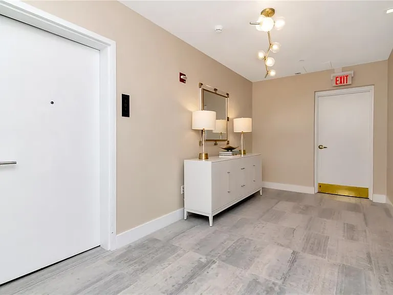 3101 W Bayshore Blvd #804 — Photo 2